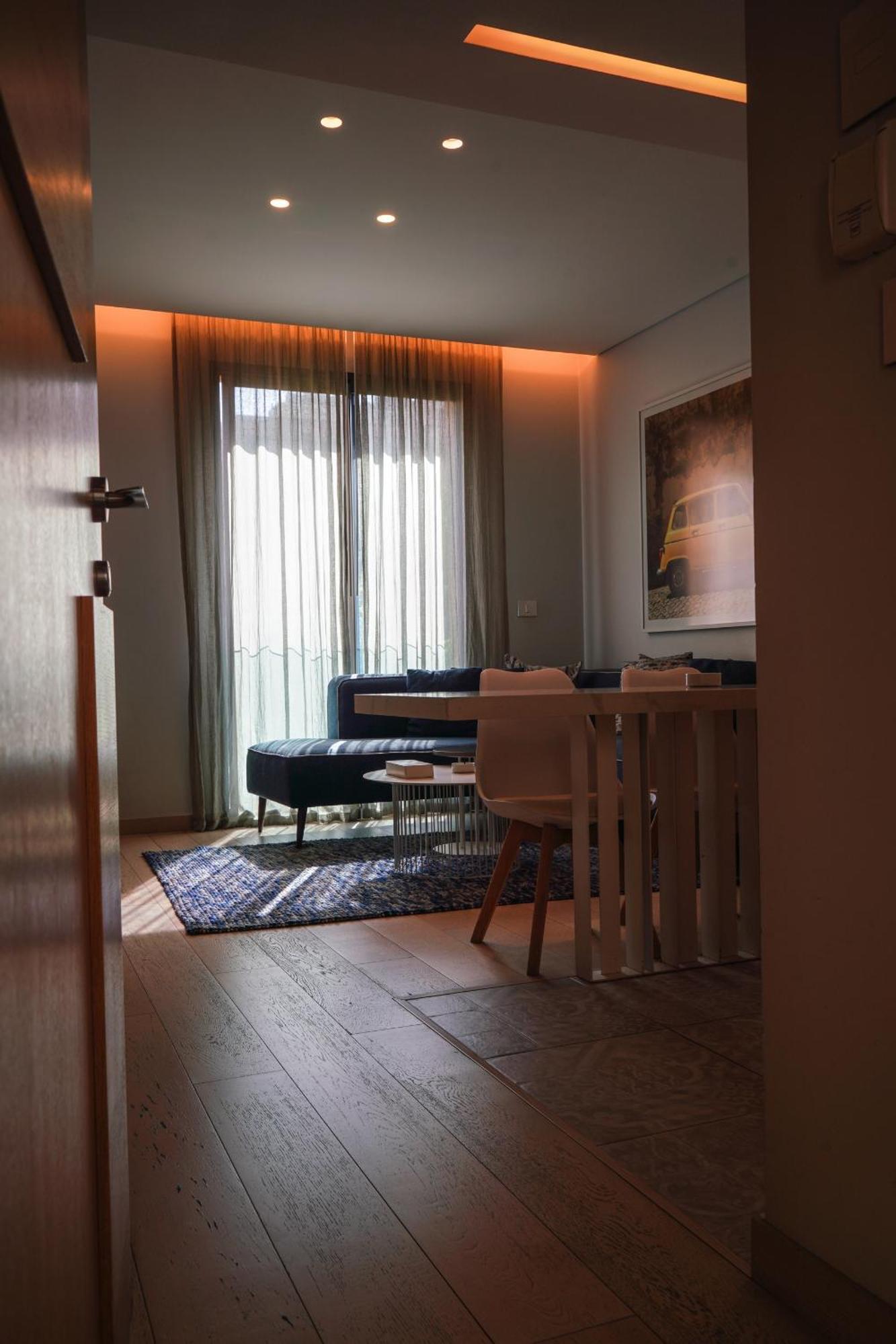 Monot Suites Beirut Bagian luar foto