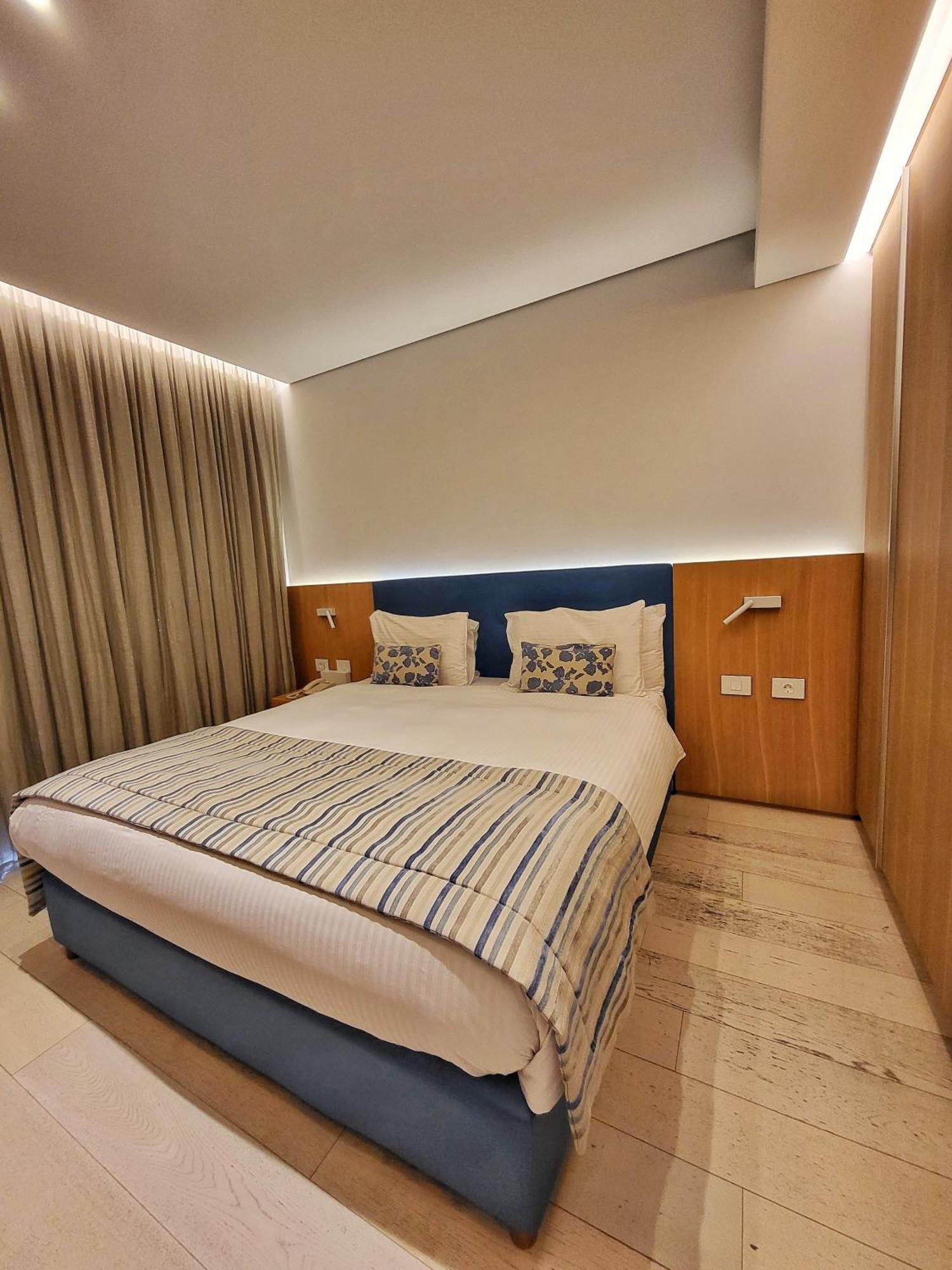 Monot Suites Beirut Bagian luar foto