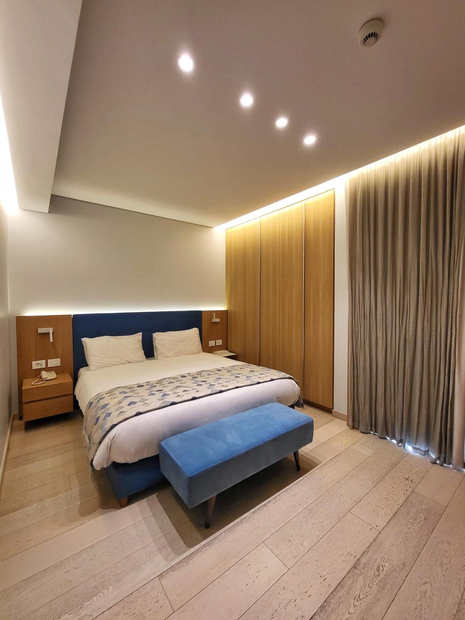 Monot Suites Beirut Bagian luar foto