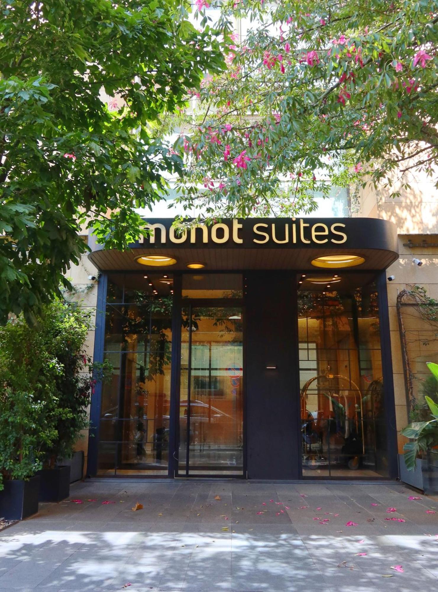 Monot Suites Beirut Bagian luar foto