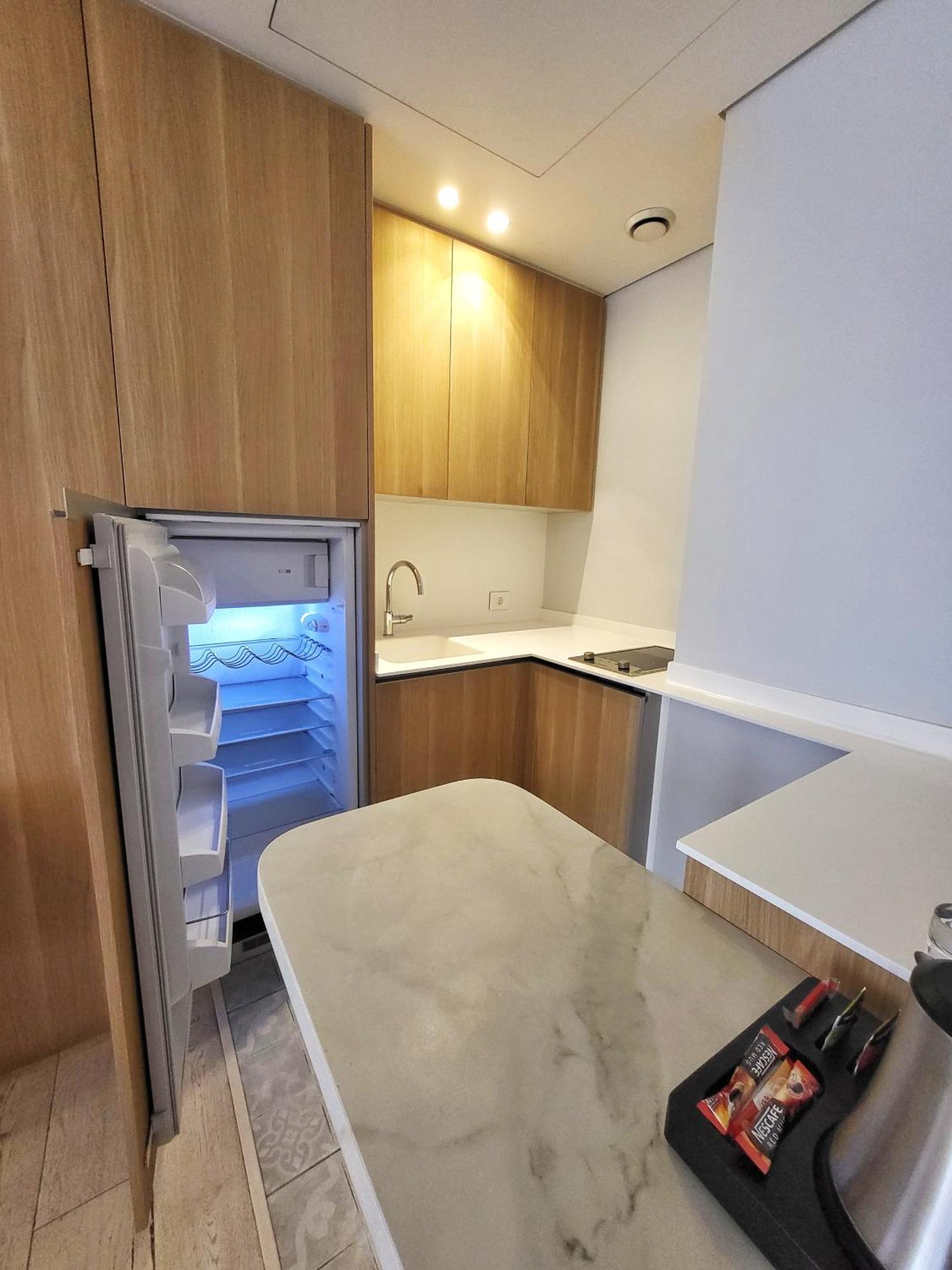Monot Suites Beirut Bagian luar foto